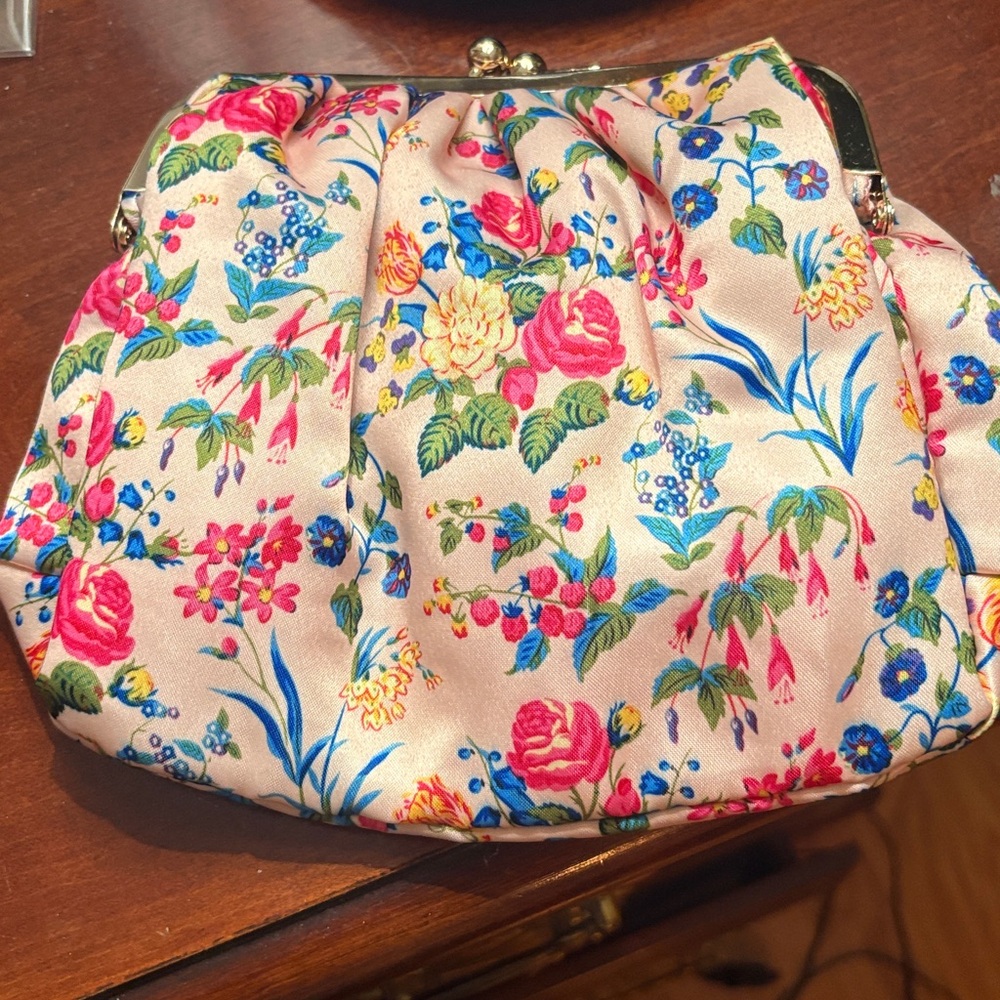Vintage Pink Floral Satin Cosmetics Bag NWT